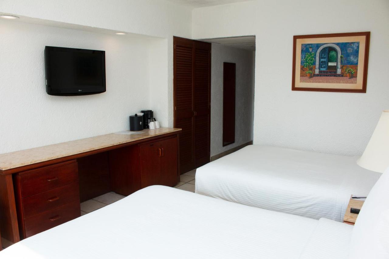 Emporio Ixtapa Hotel Ixtapa  Exterior photo